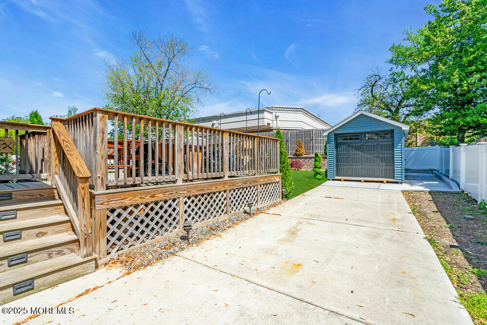 17 Lindis Farne Avenue
