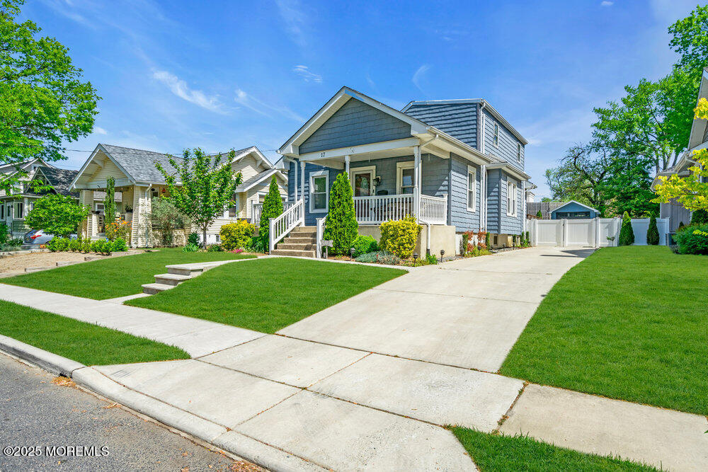 17 Lindis Farne Avenue