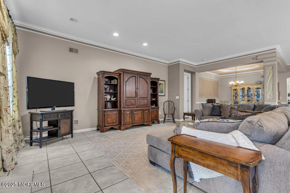 1 Lattimore Court