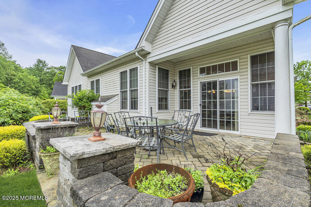 1 Lattimore Court