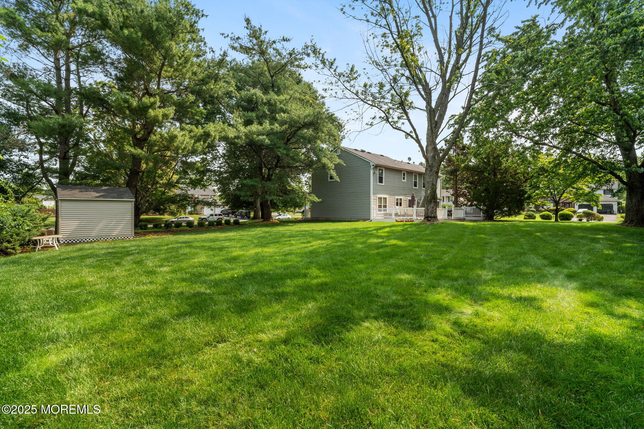 14 Lincolnshire Drive