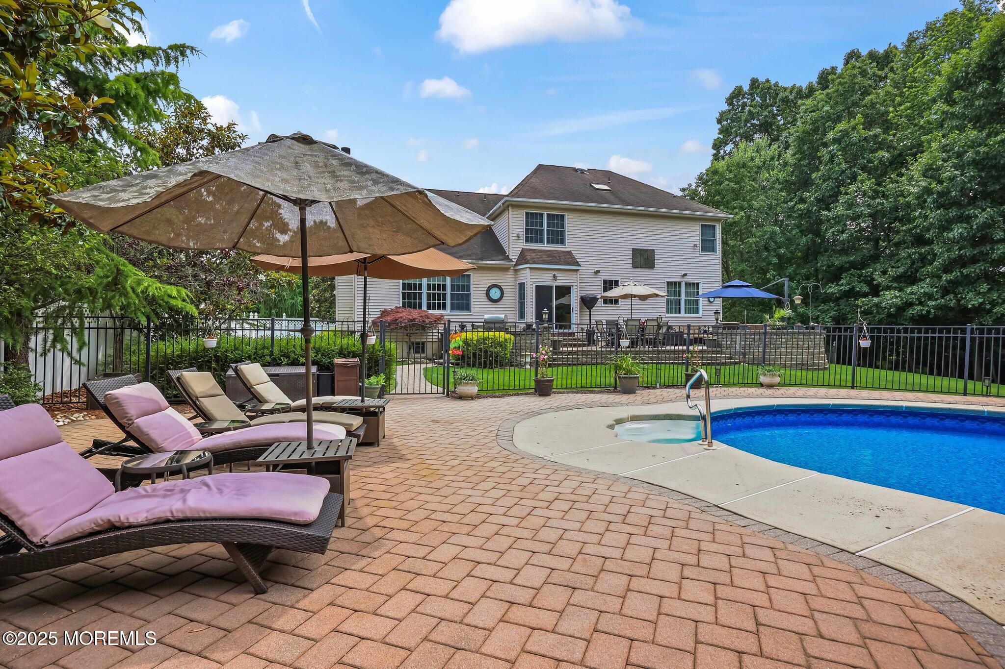 110 Janwich Drive