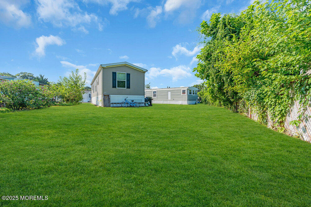 61 Locust Grove