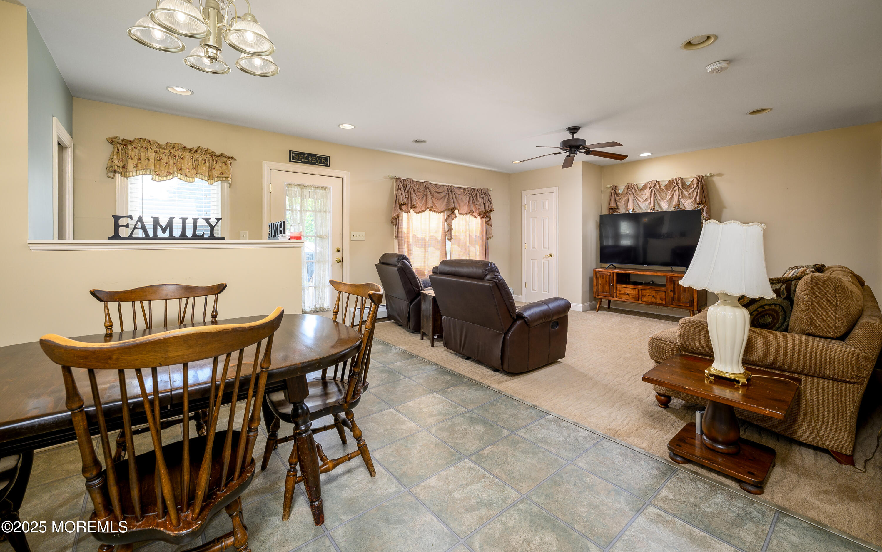 37 Kiawah Avenue