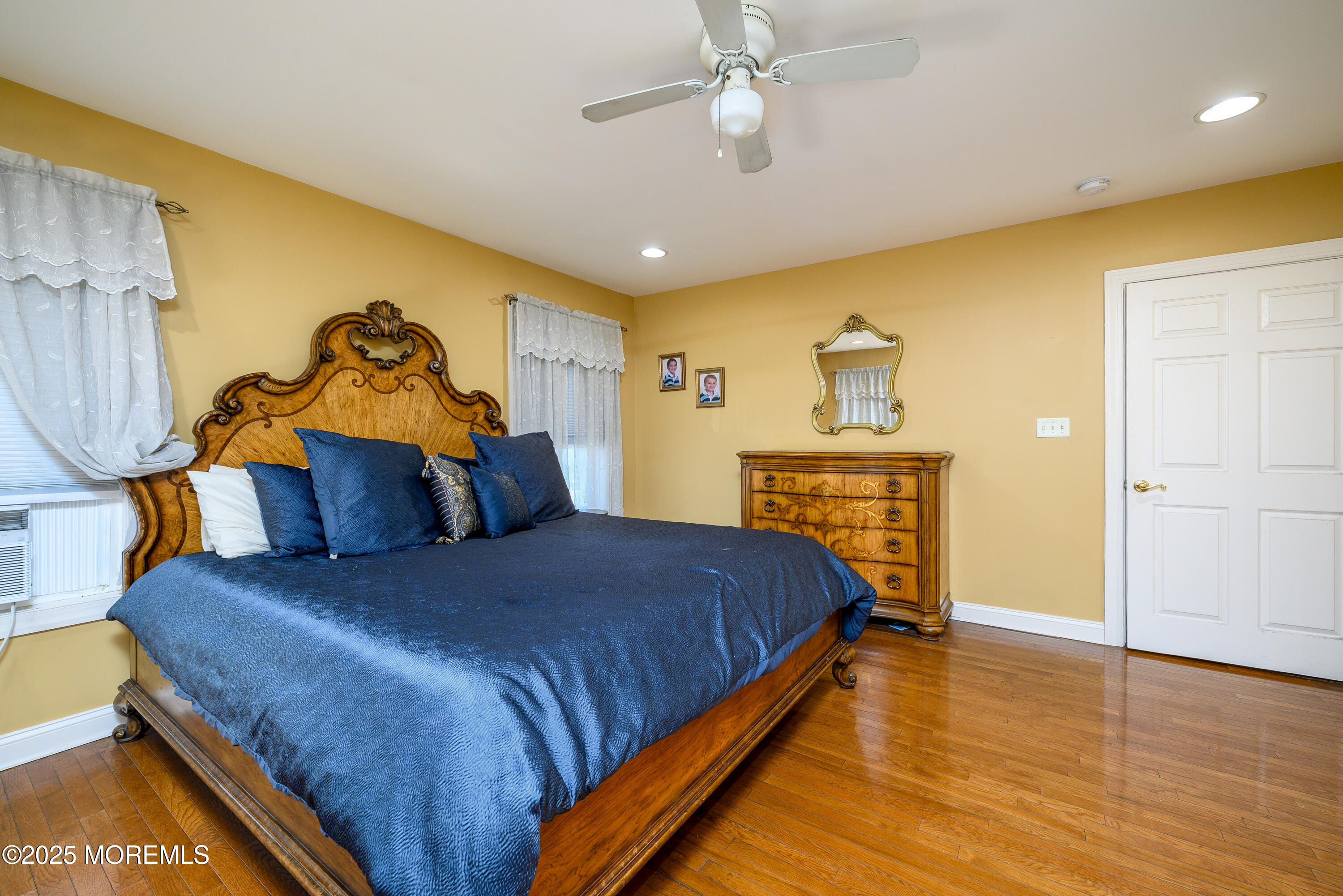 37 Kiawah Avenue