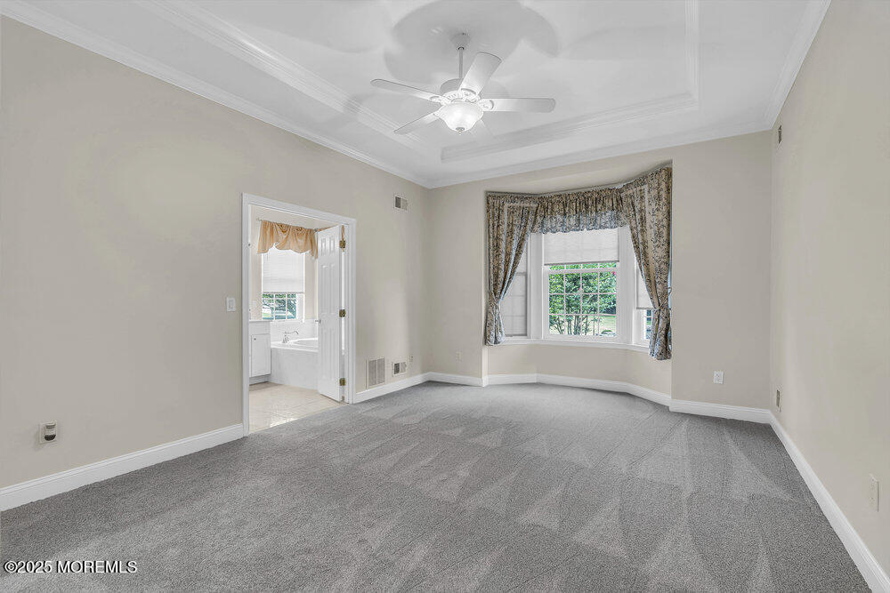 25 Carleton Drive