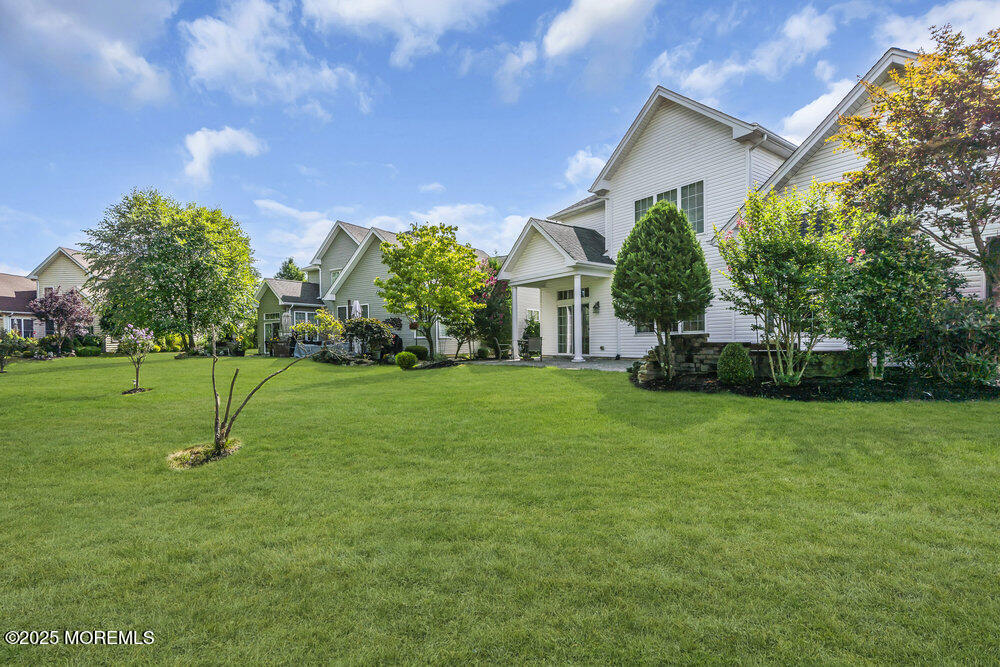 25 Carleton Drive