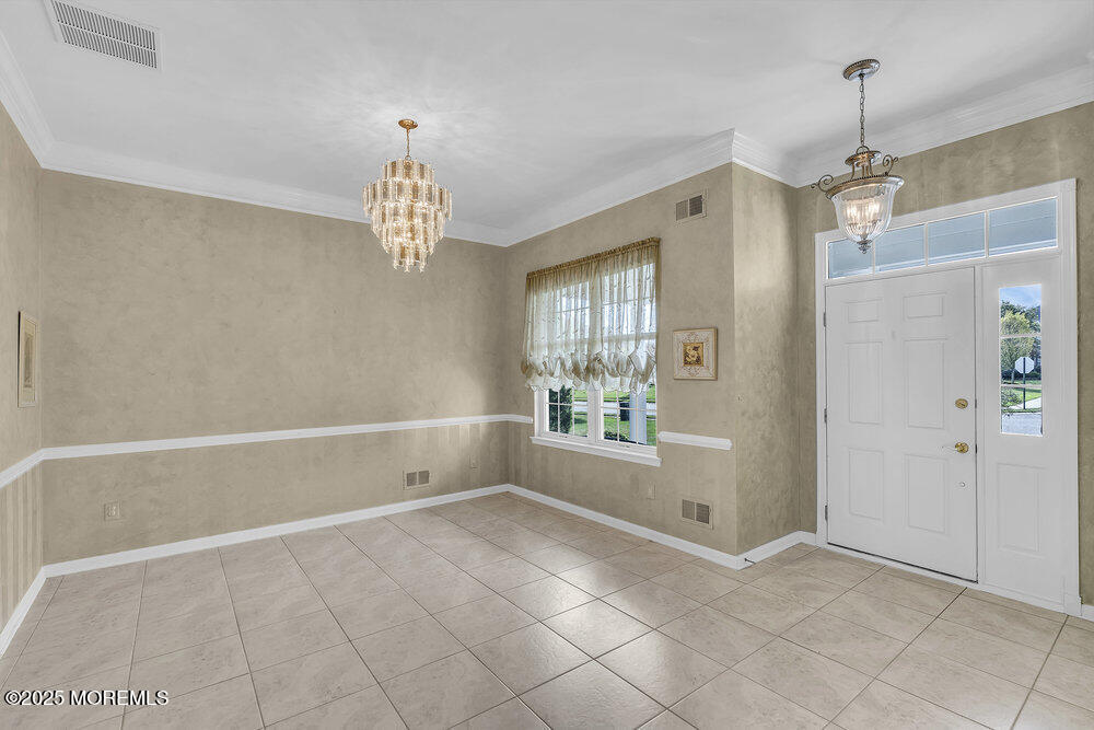 25 Carleton Drive