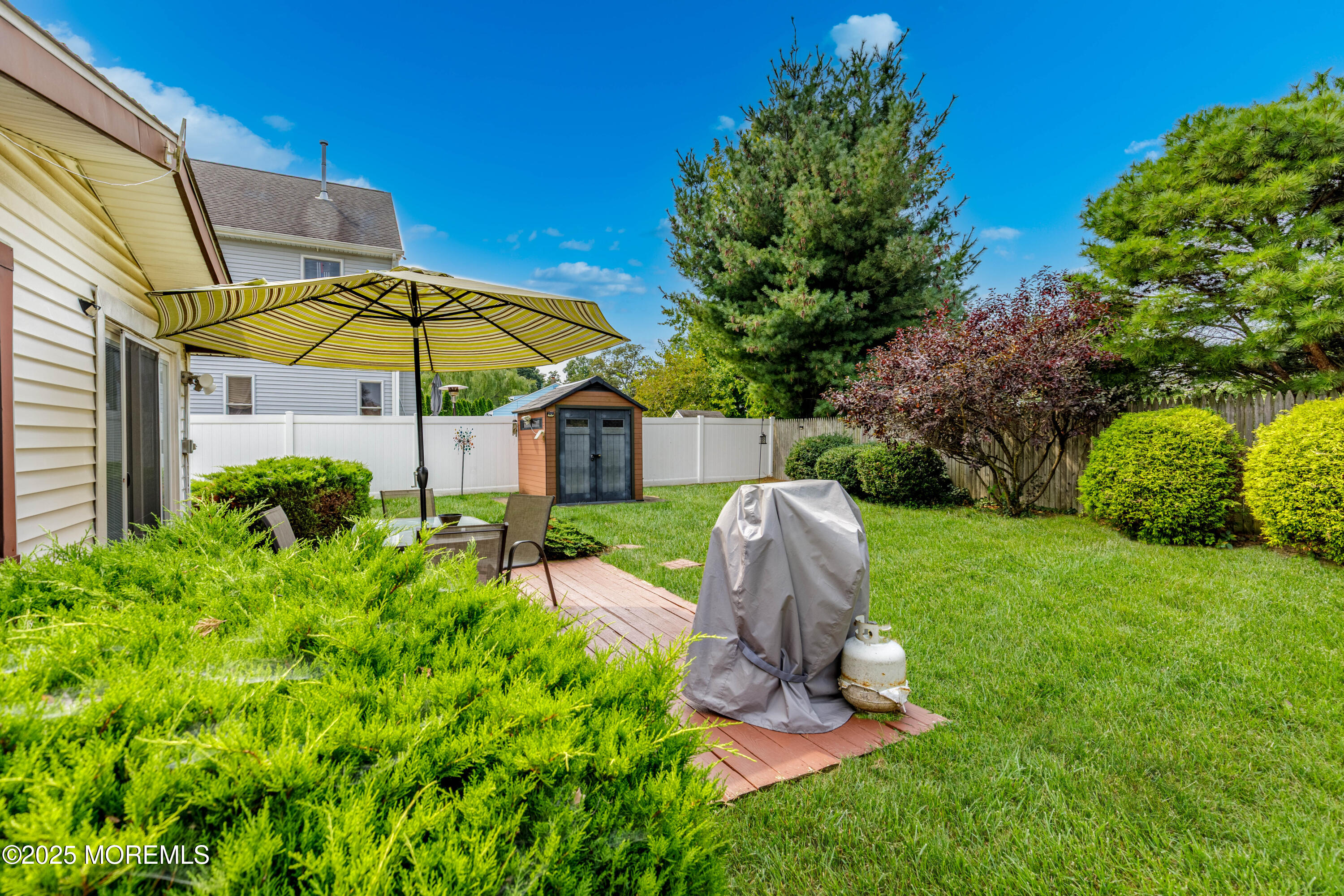 816 Arbordale Drive