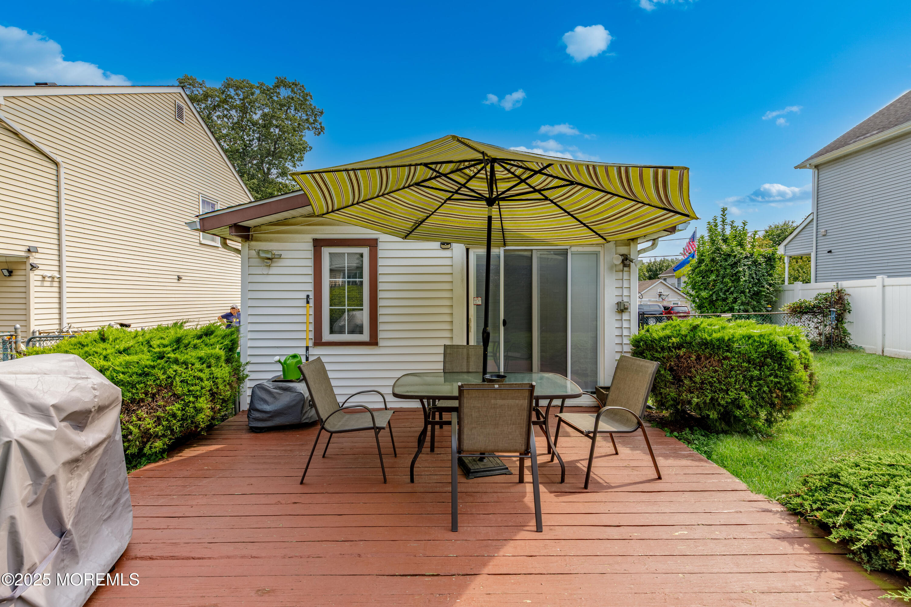 816 Arbordale Drive