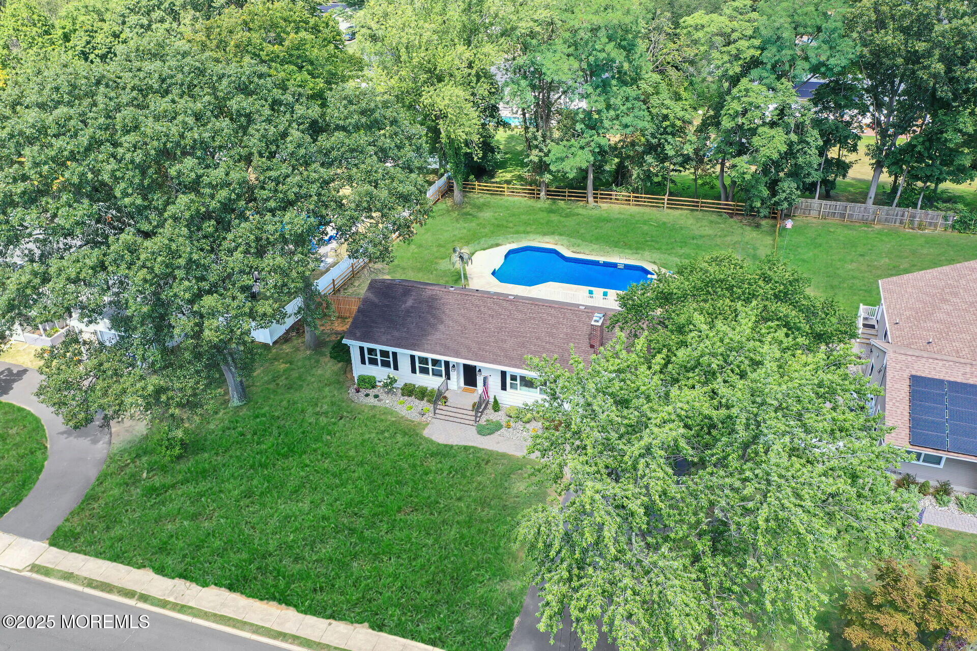 1276 W Front Street