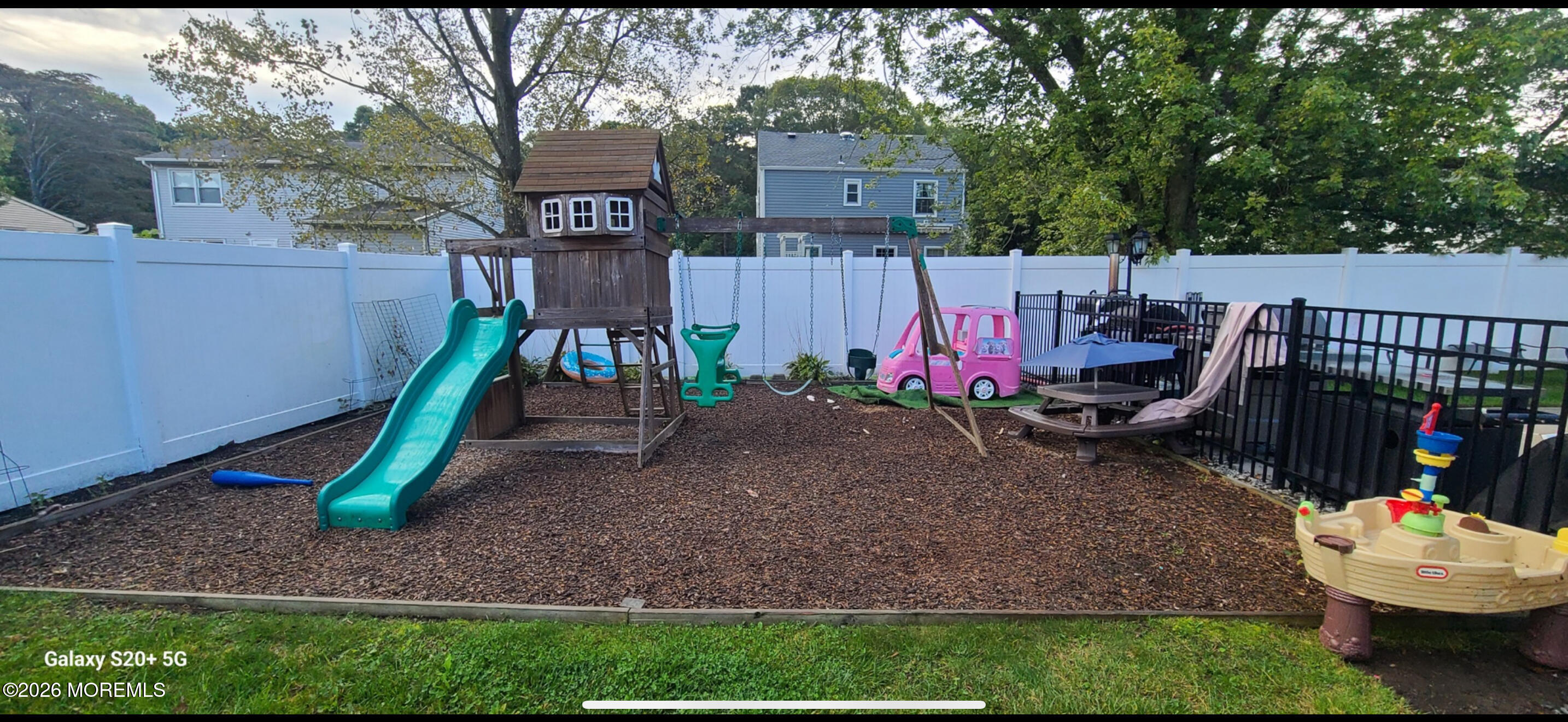 18 Charles Drive