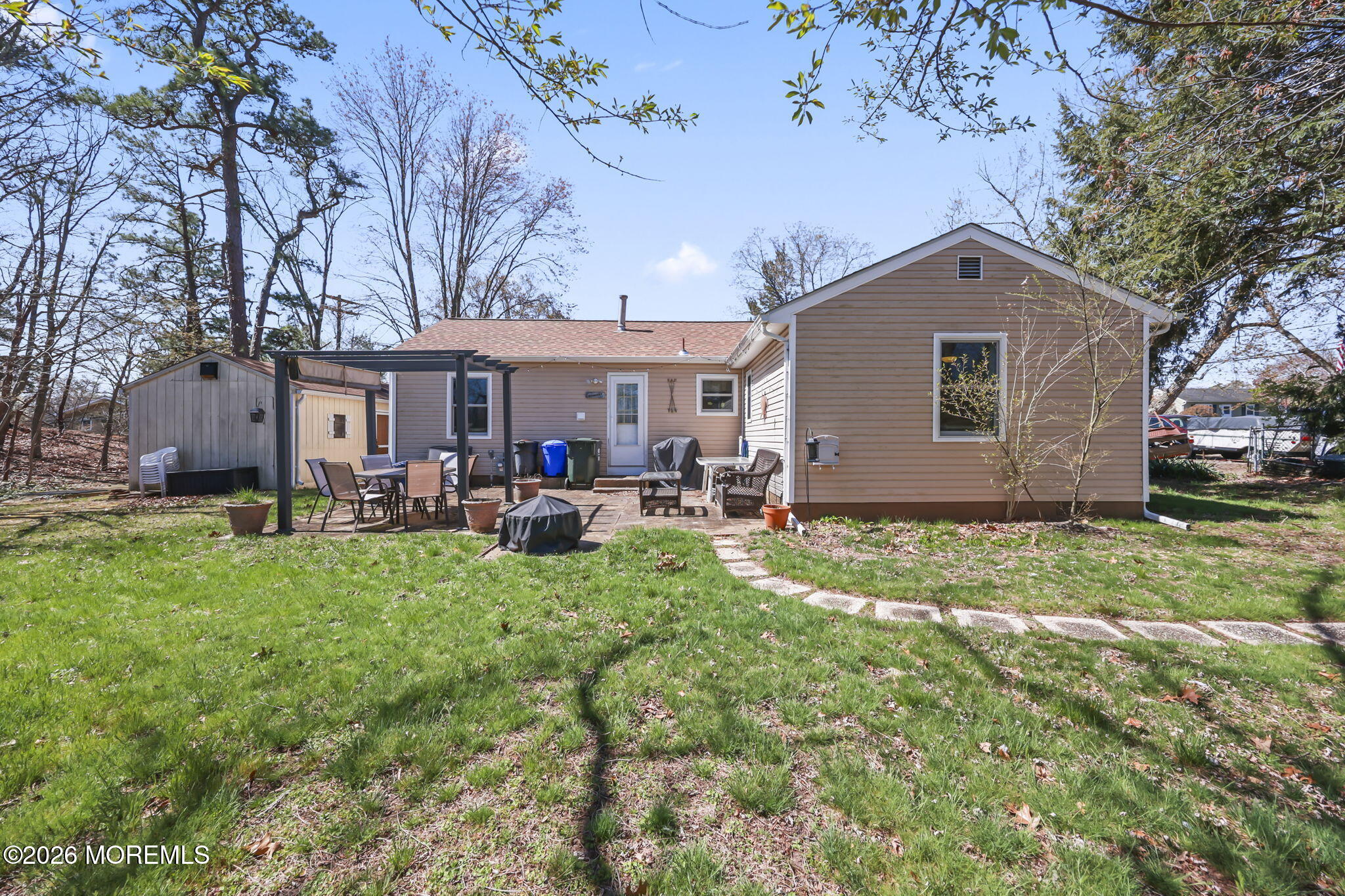 4 Spruce Road