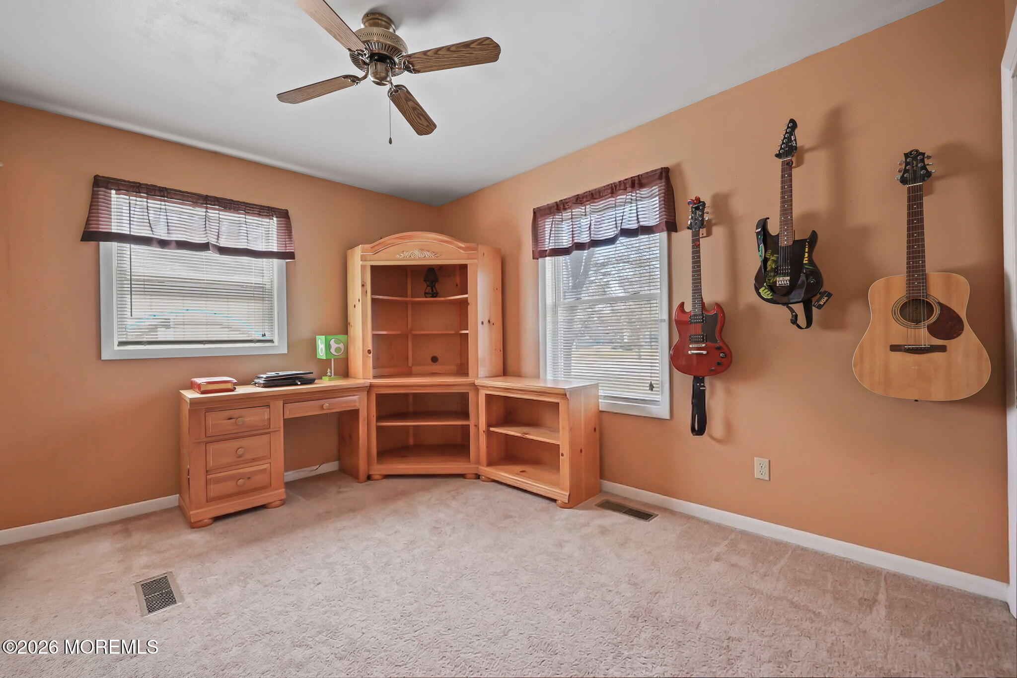 4 Spruce Road