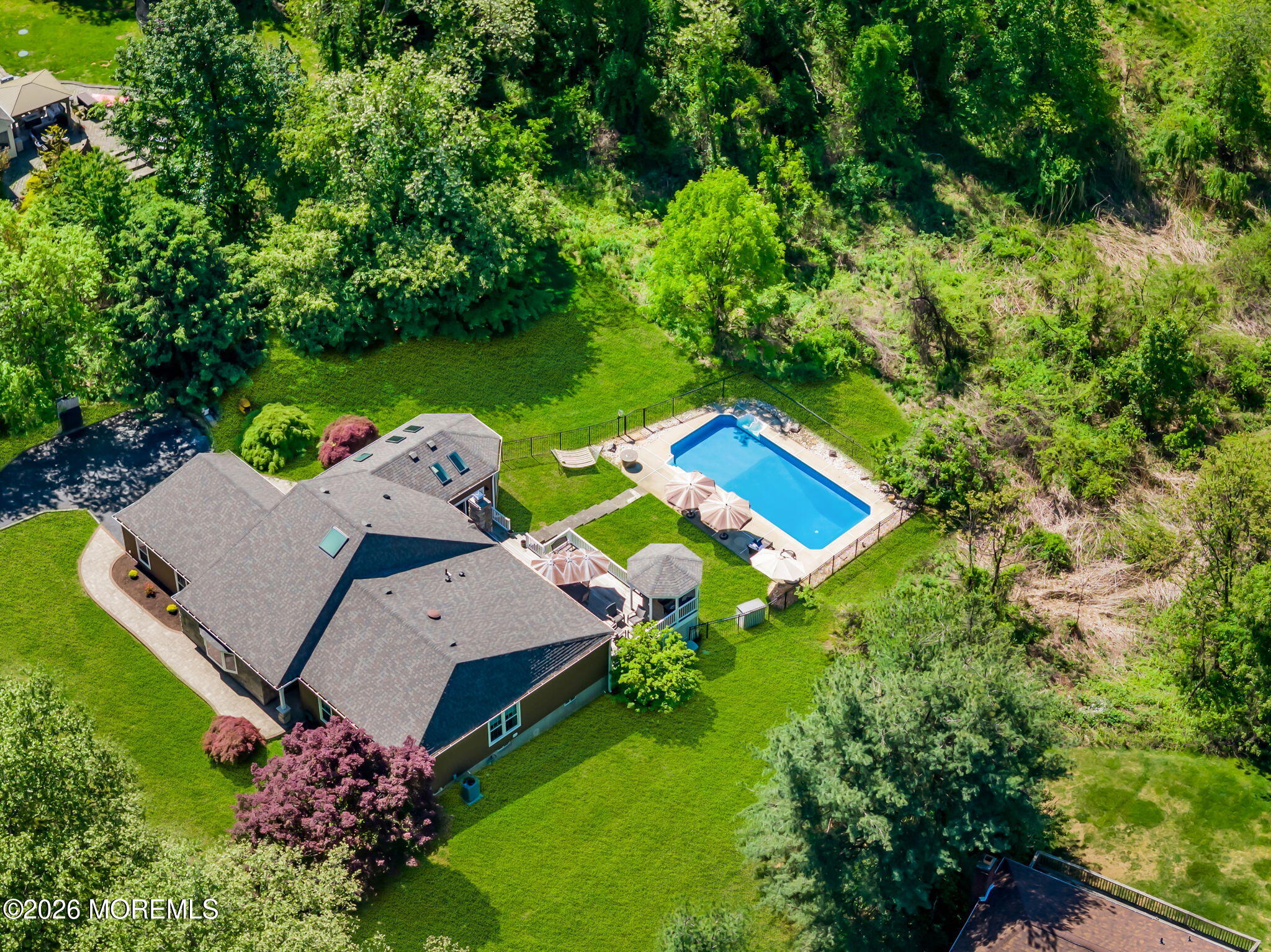 12 Briarhill Road