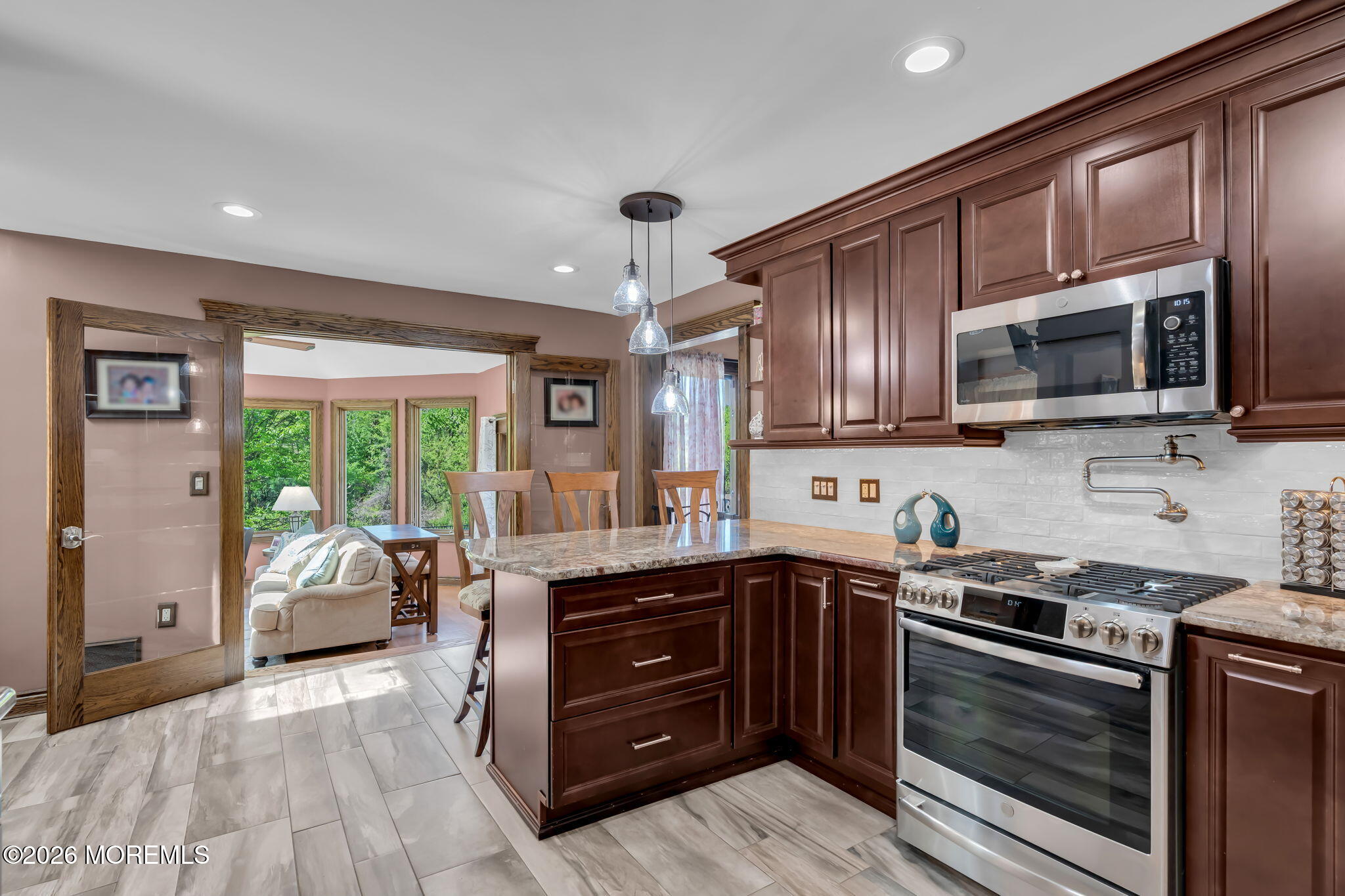 12 Briarhill Road