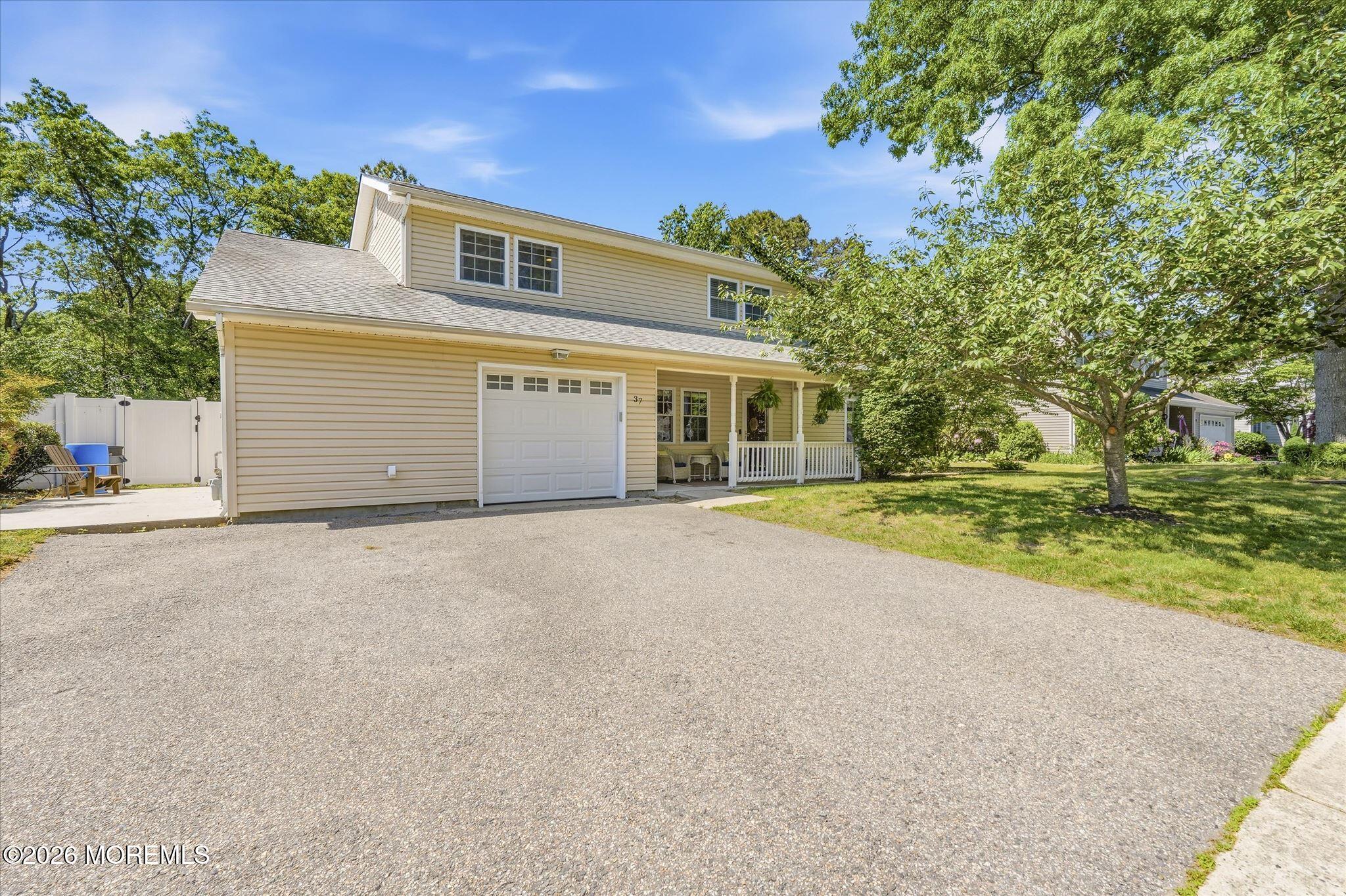 37 Spruce Circle S