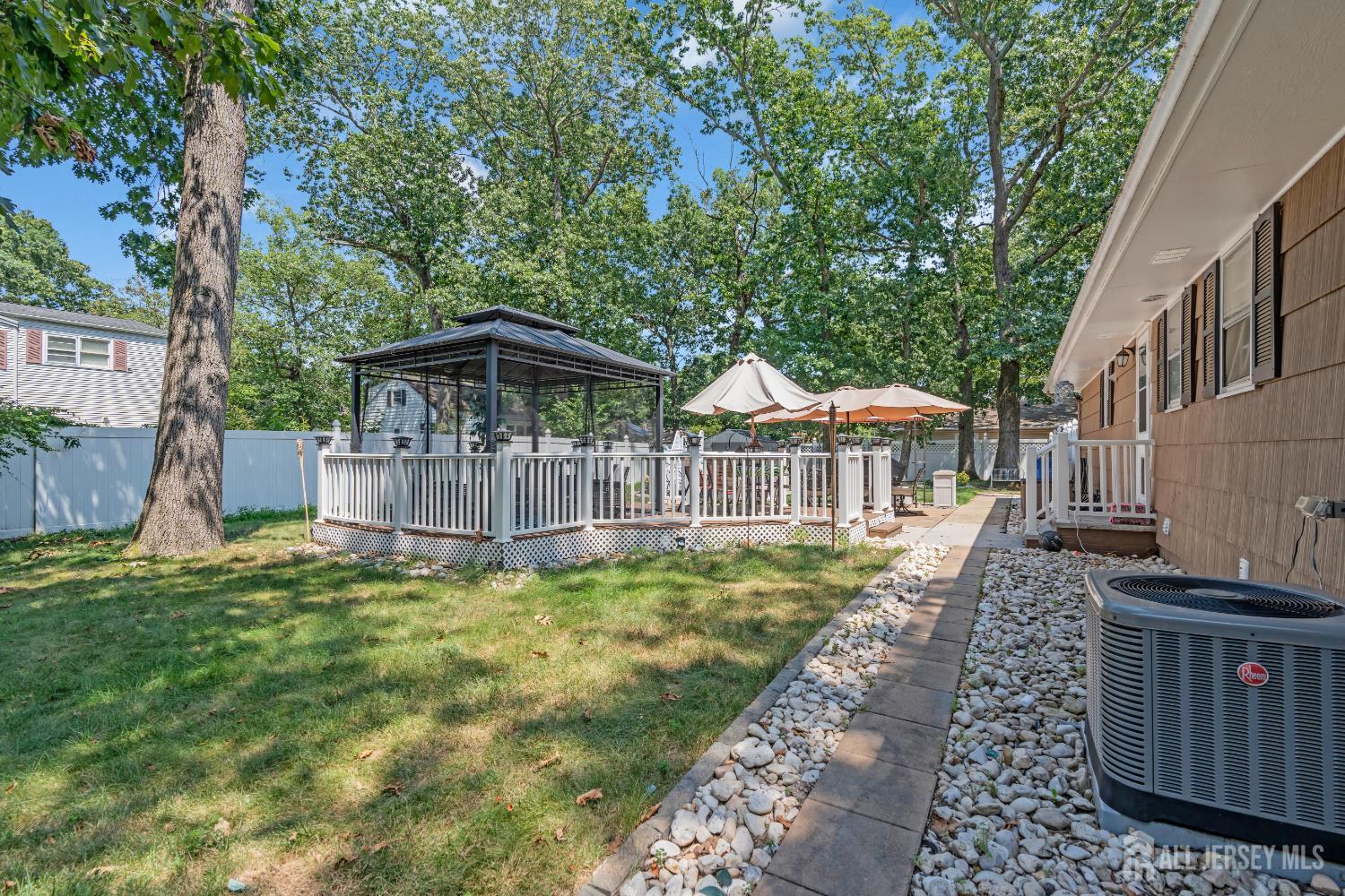 35 Ashmall Avenue