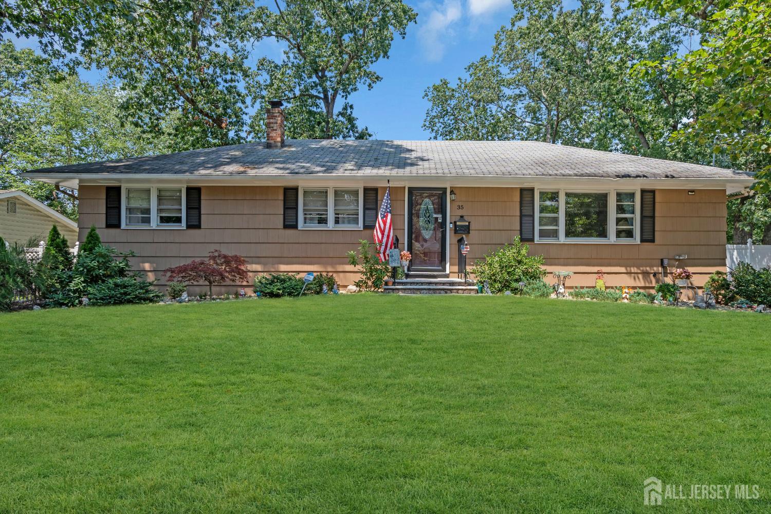 35 Ashmall Avenue