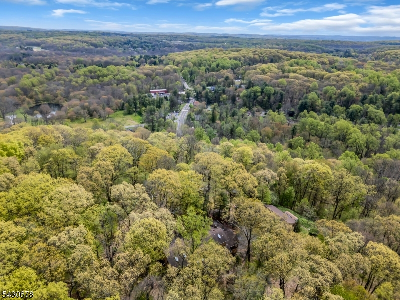 14 Beaver Brook Dr