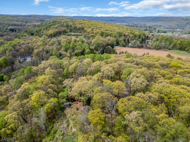 14 Beaver Brook Dr
