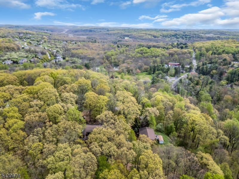 14 Beaver Brook Dr