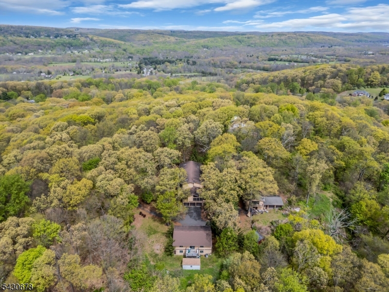 14 Beaver Brook Dr