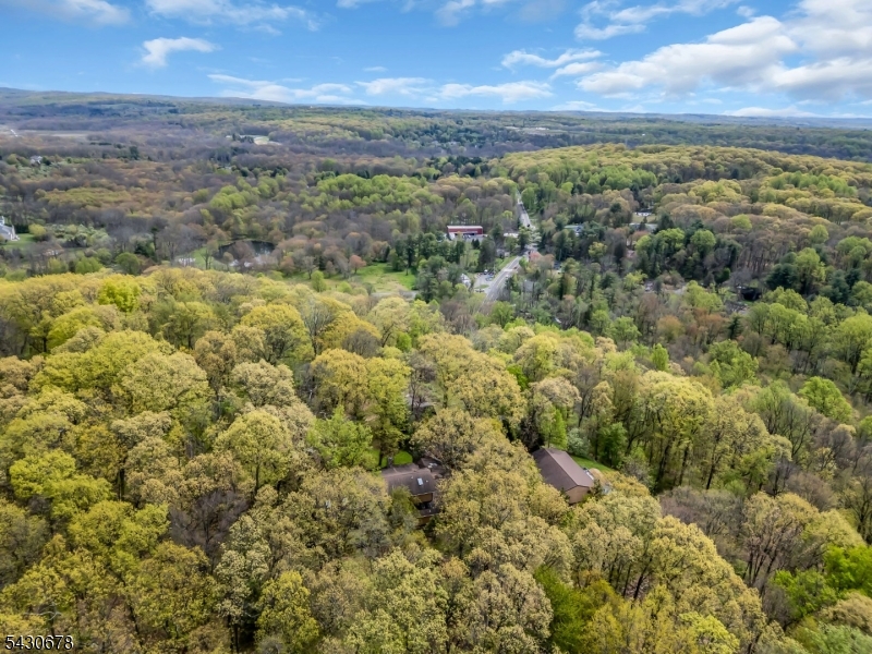 14 Beaver Brook Dr