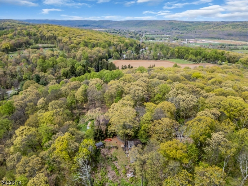14 Beaver Brook Dr