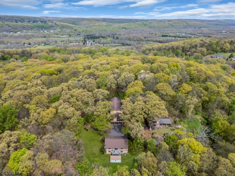 14 Beaver Brook Dr