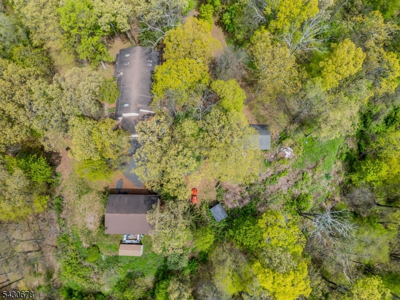 14 Beaver Brook Dr