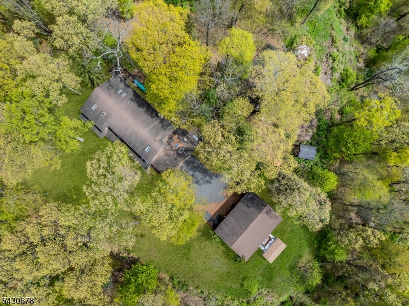 14 Beaver Brook Dr
