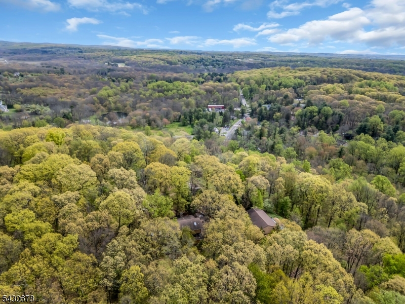 14 Beaver Brook Dr