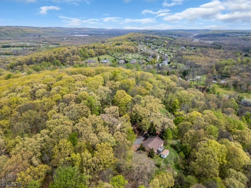 14 Beaver Brook Dr