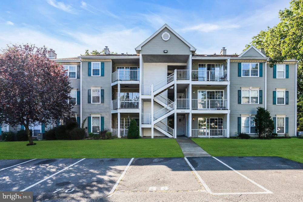 66 IROQUOIS DRIVE 24