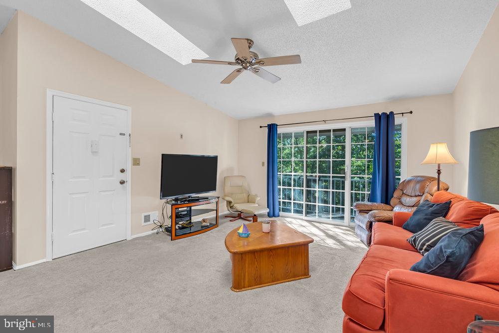 66 IROQUOIS DRIVE 24