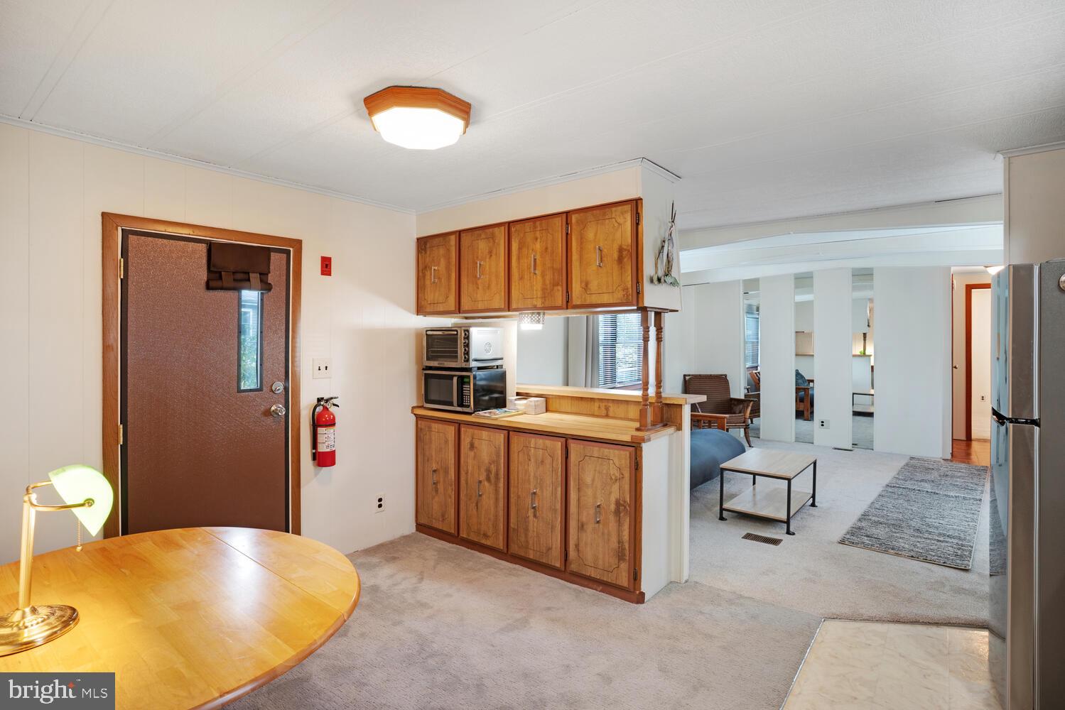34 HOLLY RD