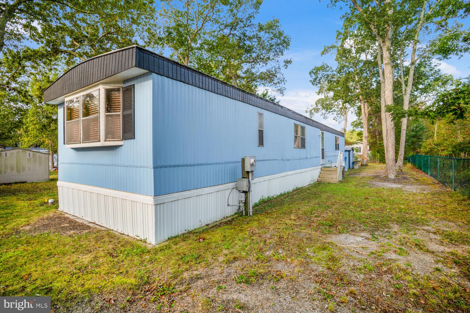 34 HOLLY RD
