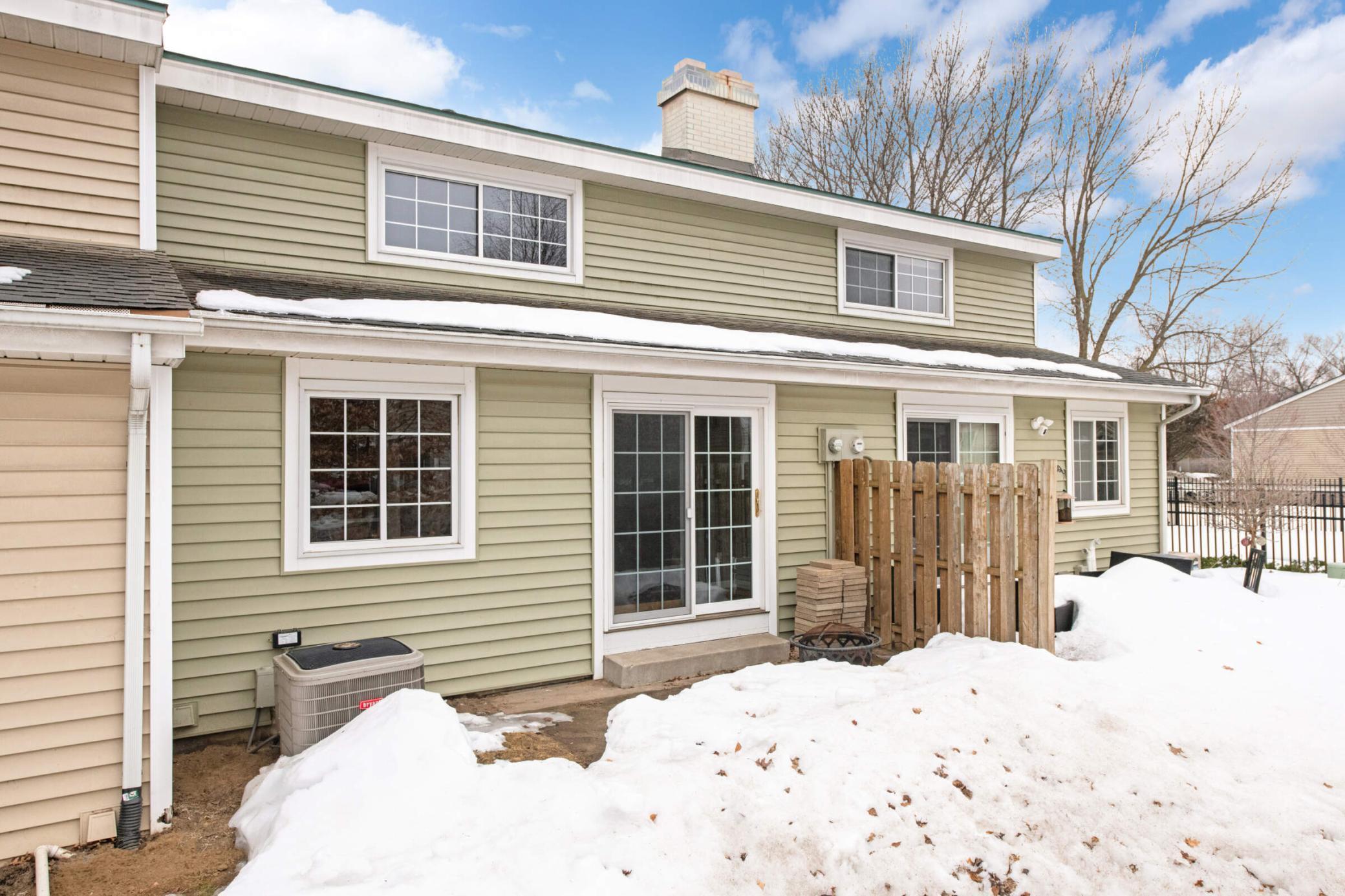 1628 River Bluff Court