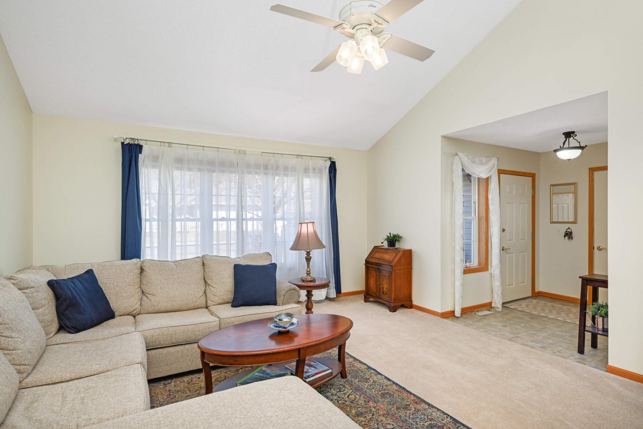 6872 Blackhawk Trail
