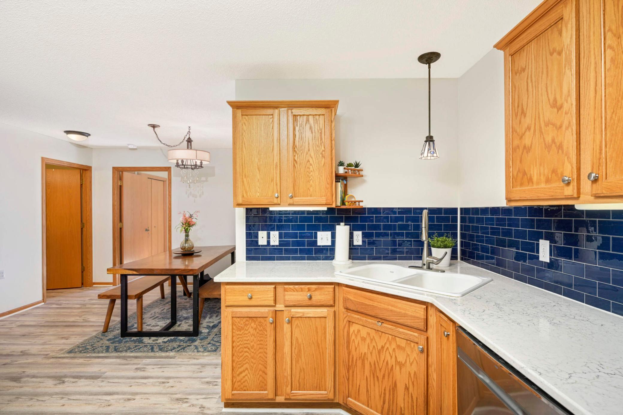 6872 Blackhawk Trail