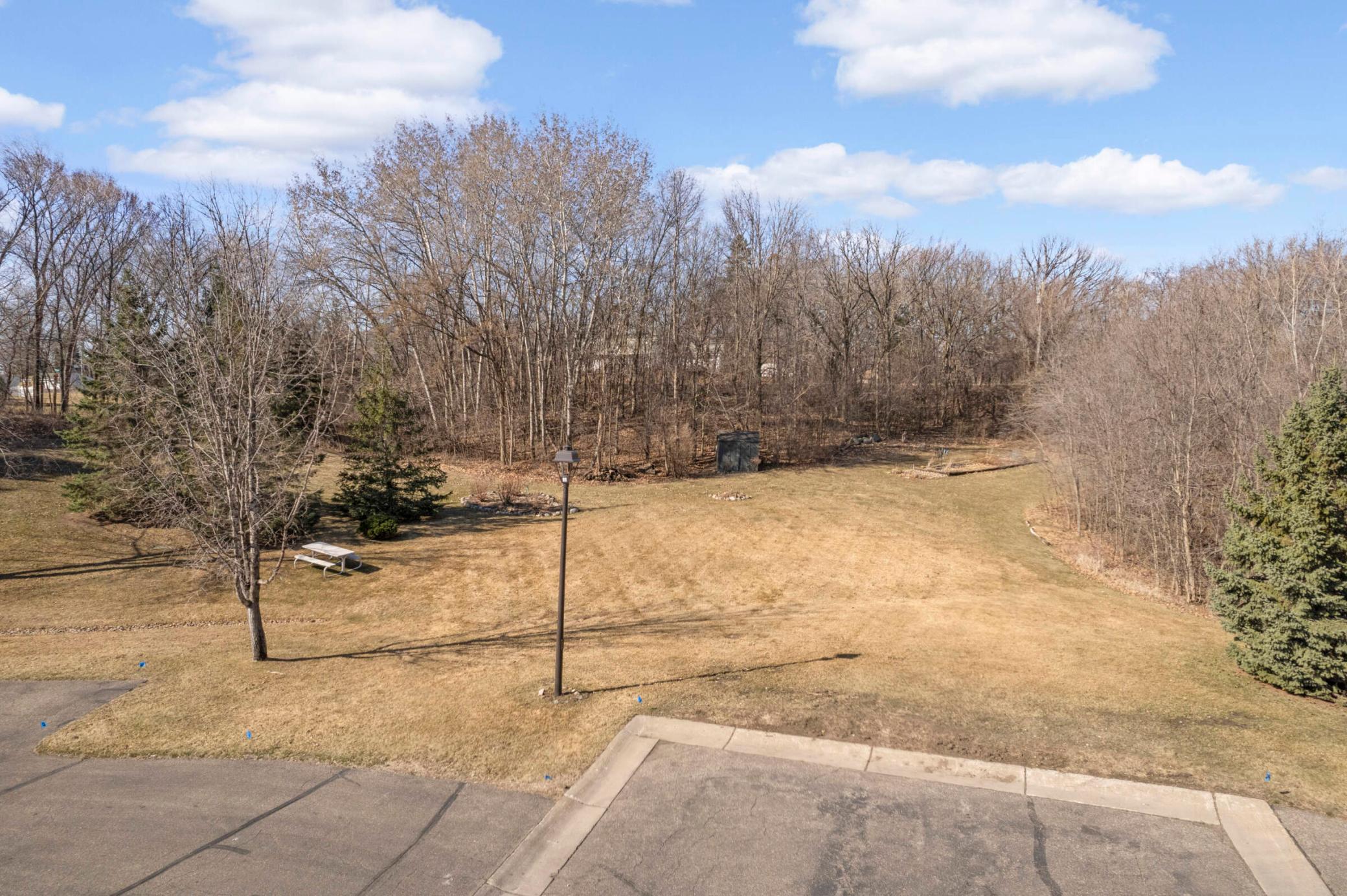6872 Blackhawk Trail