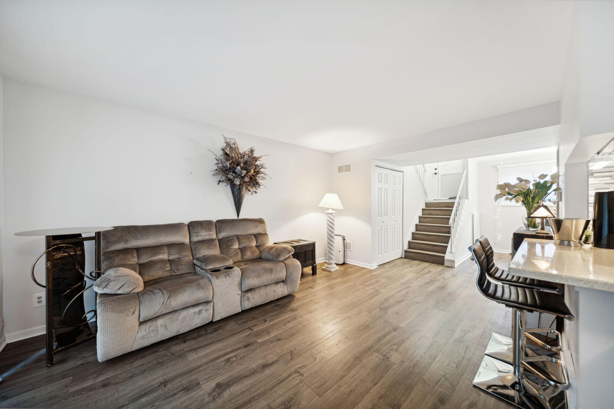 47 River Woods Lane
