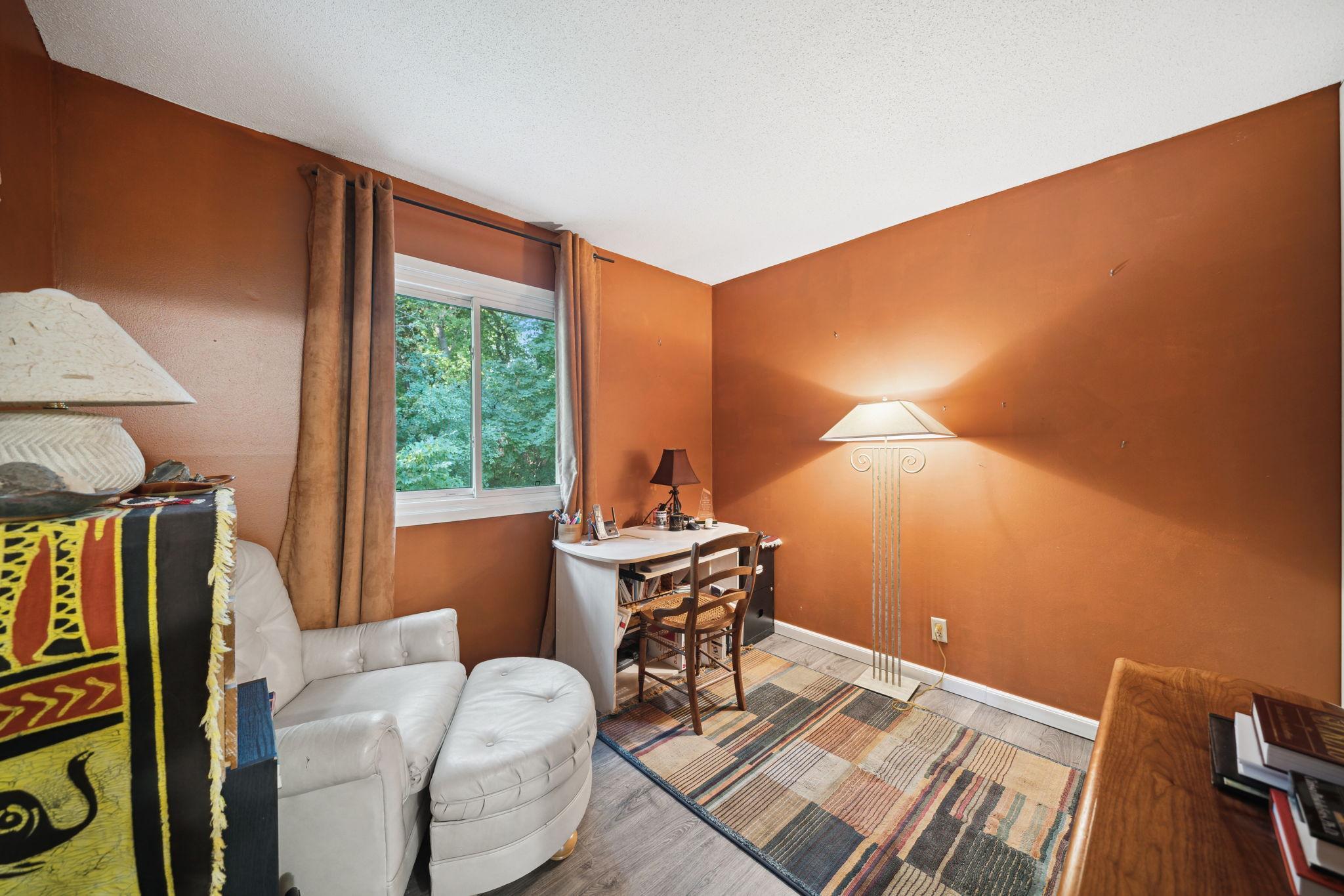 47 River Woods Lane