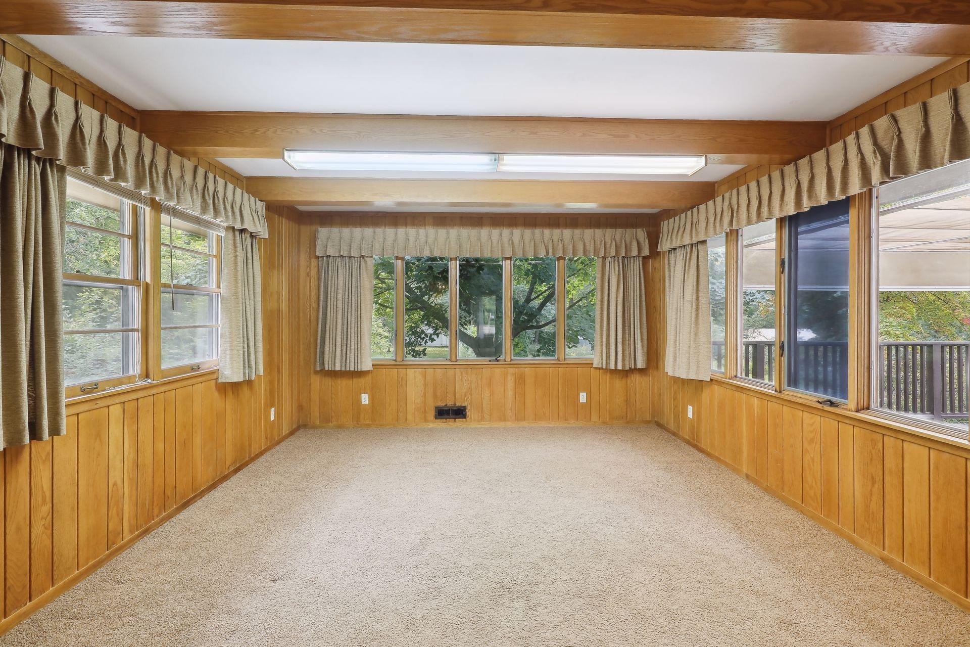 1526 Lone Oak Road