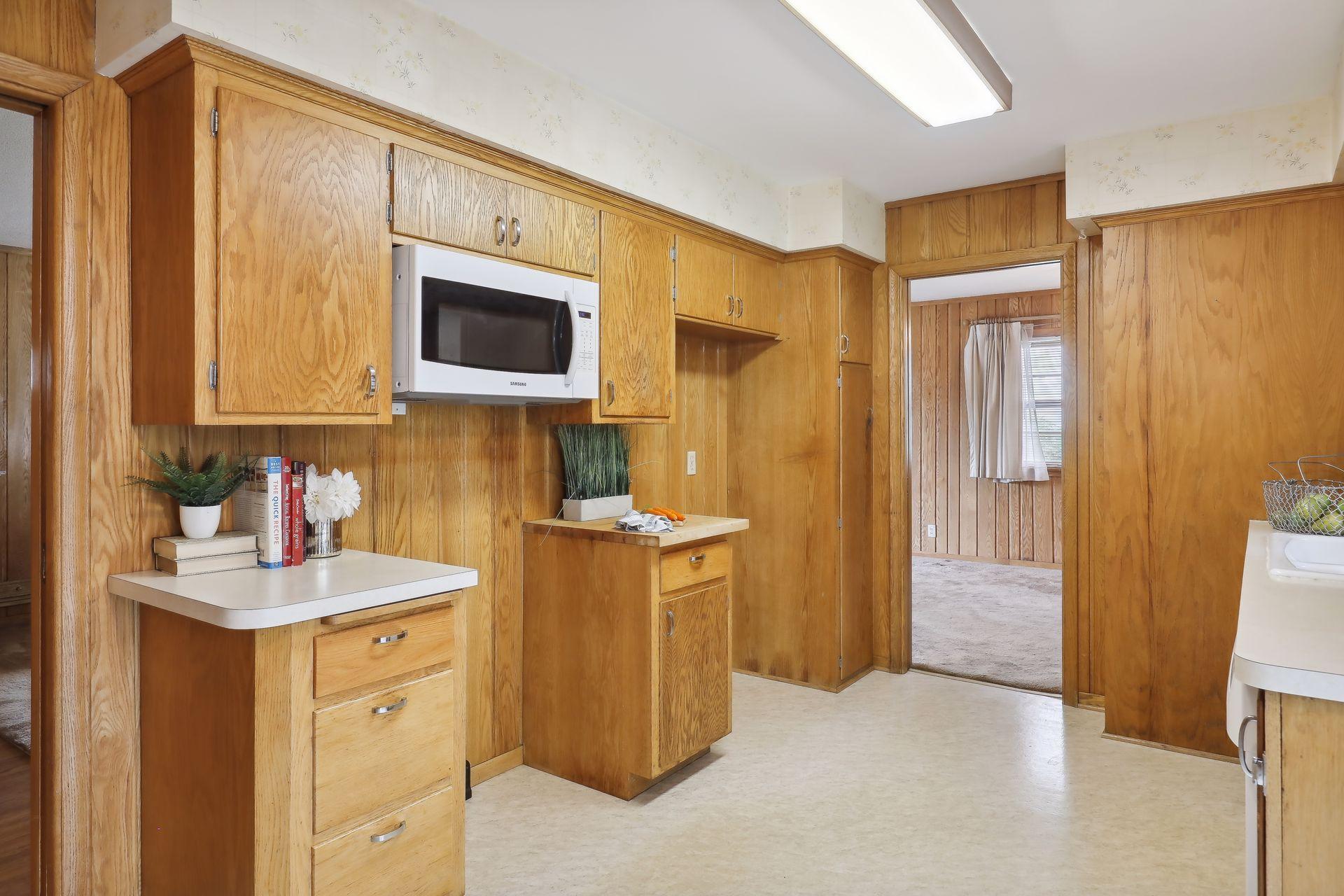1526 Lone Oak Road