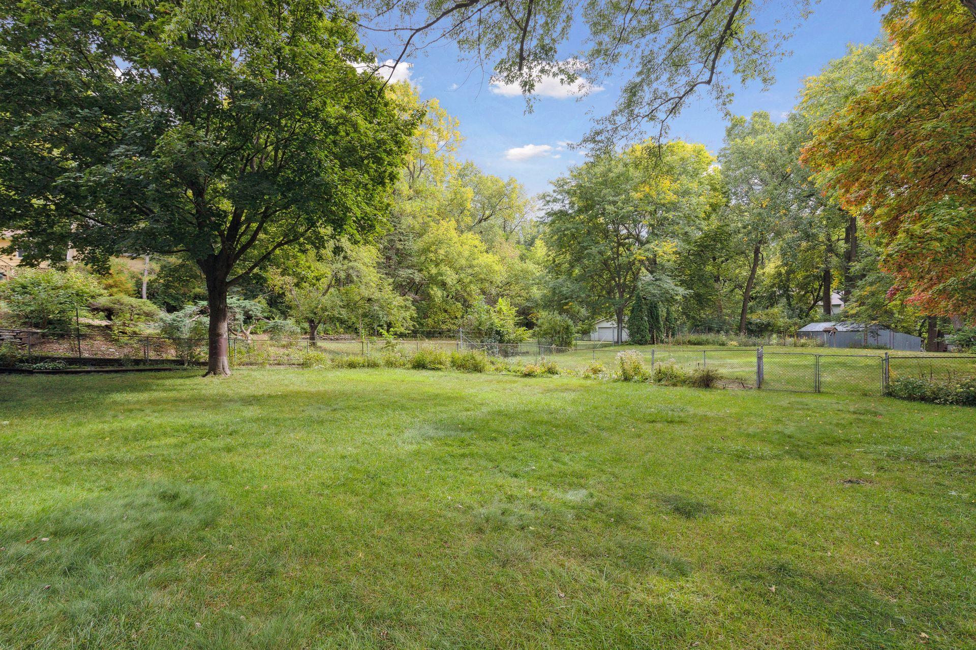1526 Lone Oak Road
