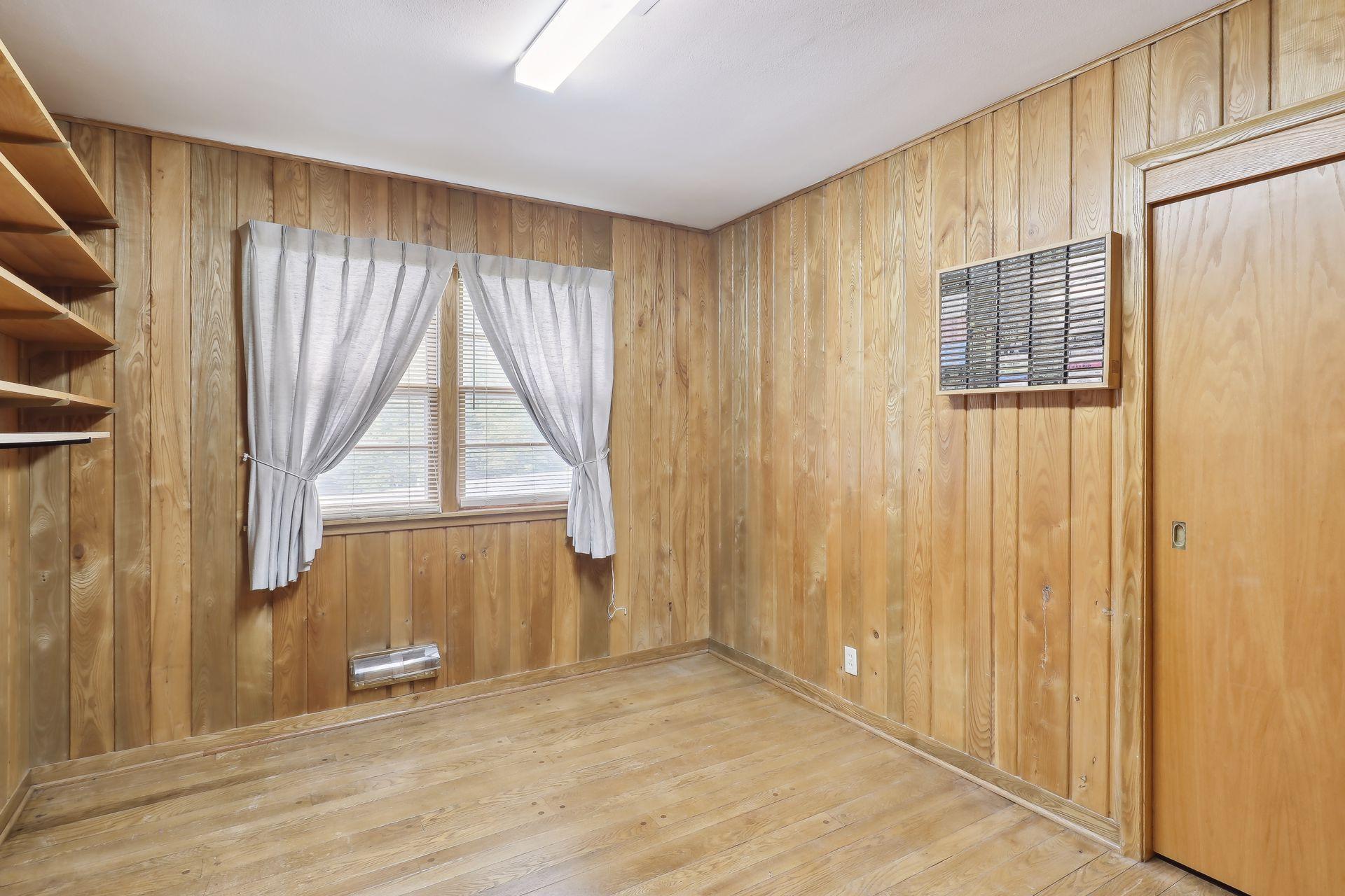 1526 Lone Oak Road