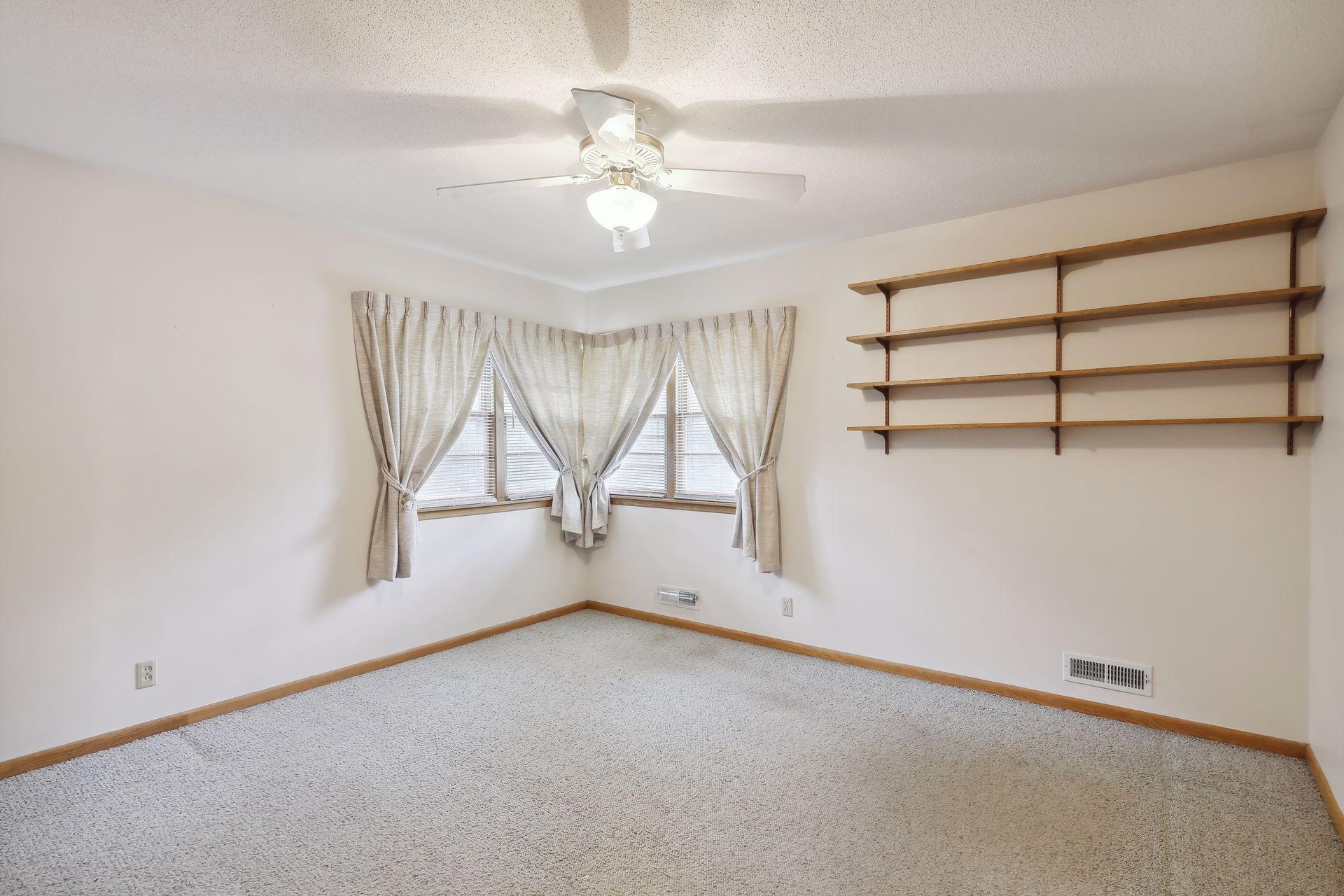 1526 Lone Oak Road