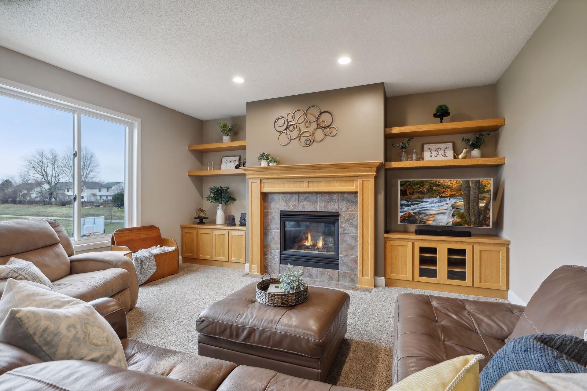 9658 Hillside Trail S